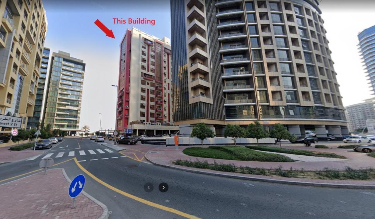 Double Window Partition In Tecom Near Metro منزل للإقامة *